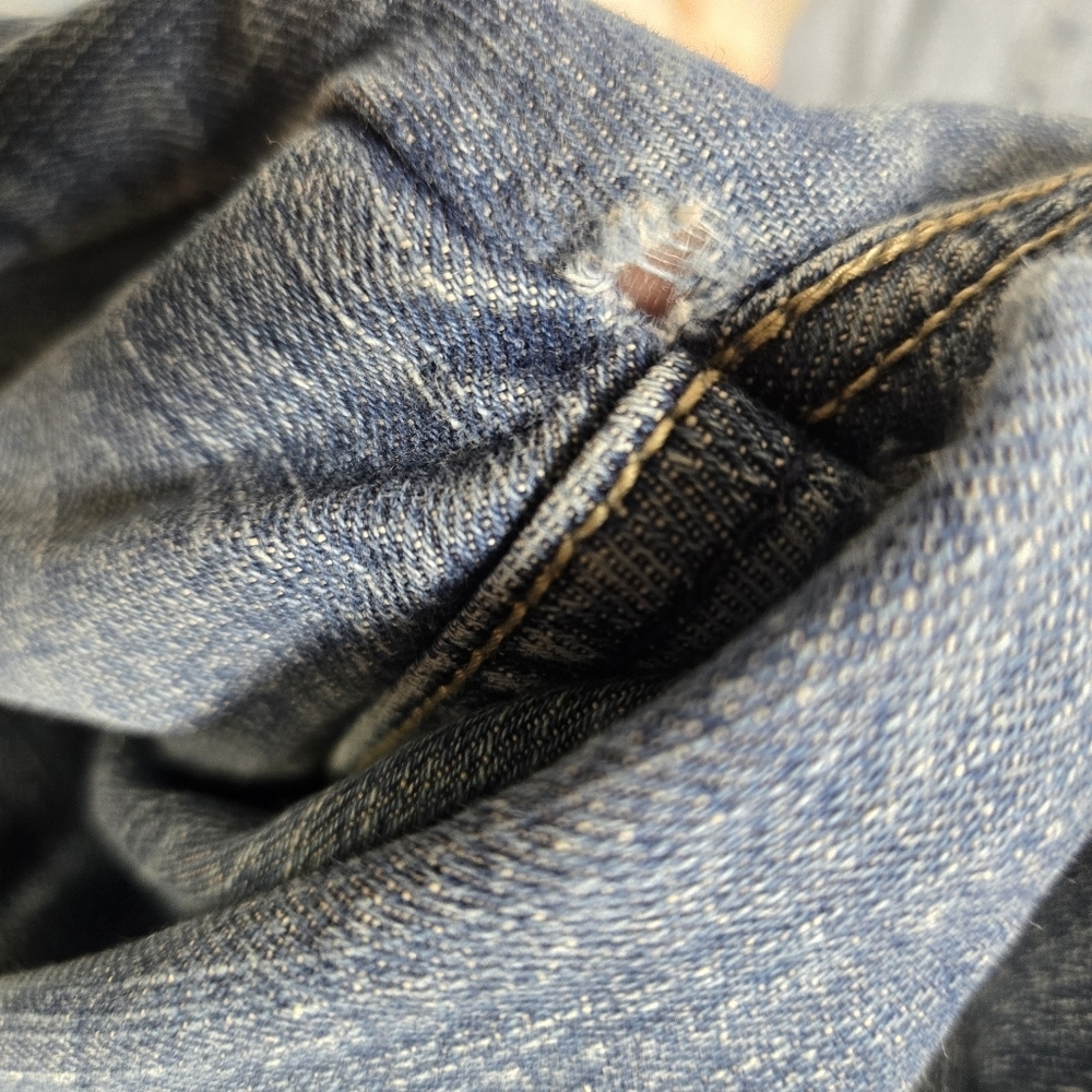 Levis Jeans Womens Size 10M Night Blues Embellished Silver Tab Y2K See Condition - Picture 7 of 15